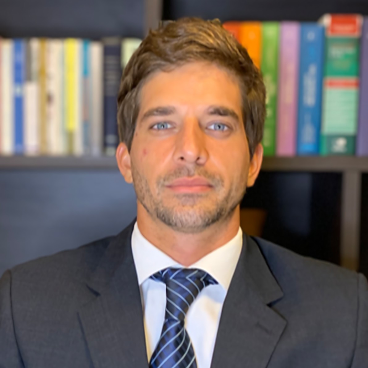 Dr. Gabriel Alli Vallim